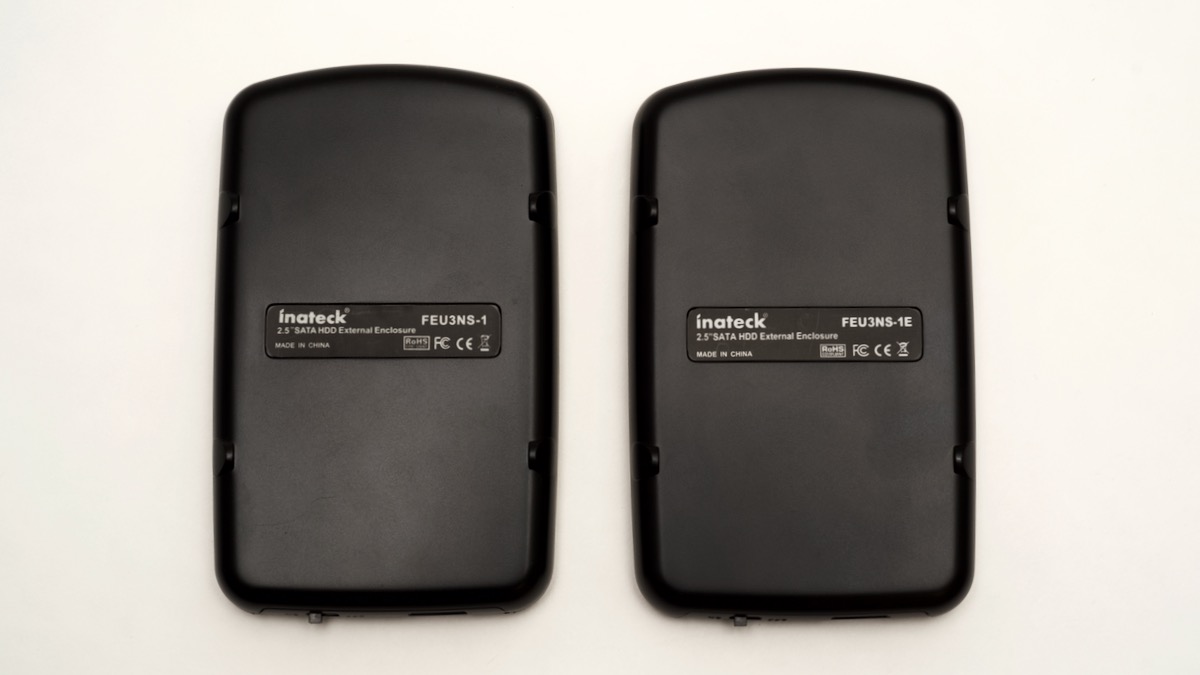 Inateck USB 3.0 SATA case with and without UASP - bottom side