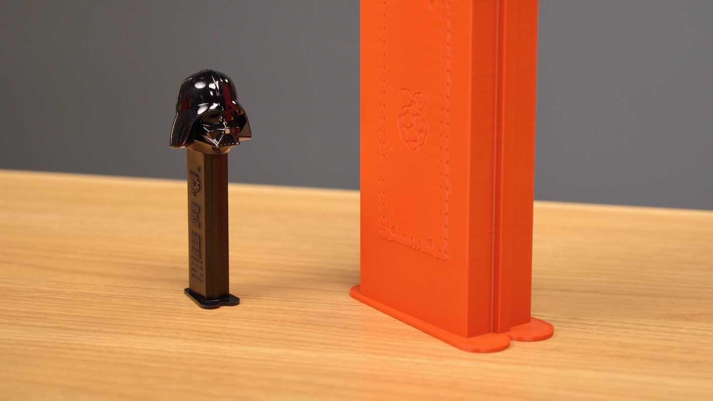 PIZ Dispenser next to PEZ Dispenser Darth Vader